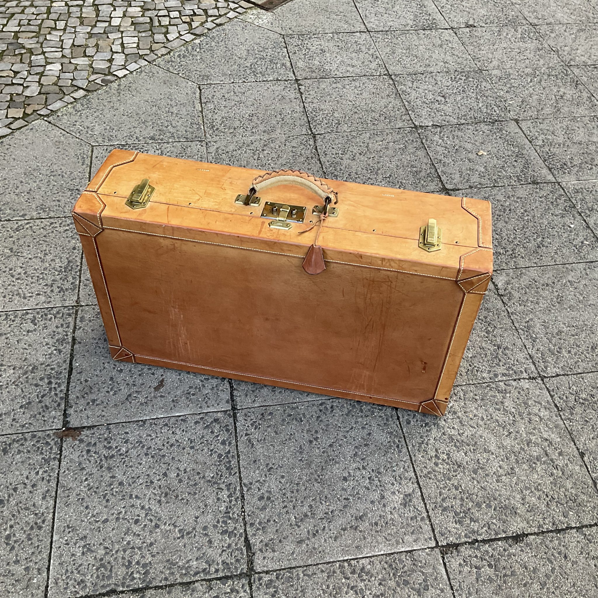 HERMÈS Koffer Vintage Antiquität Leder