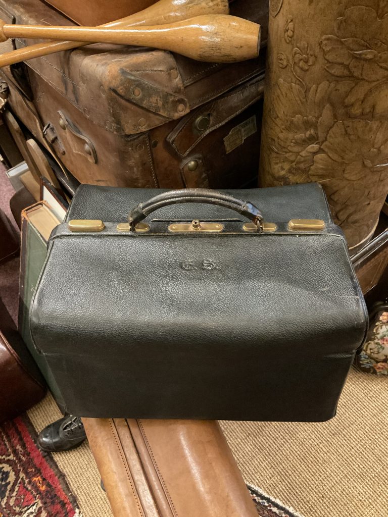 Englische Reisetasche • Antiquitäten