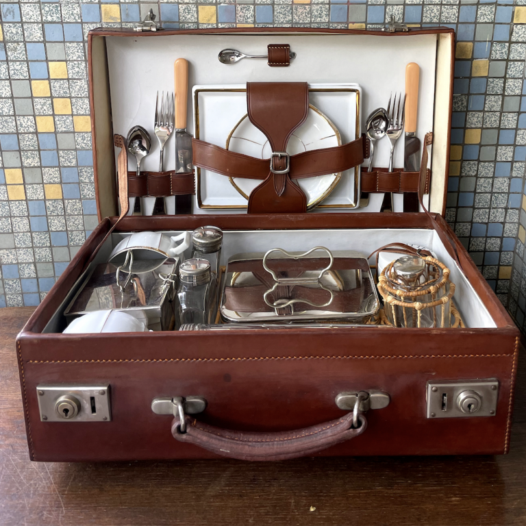Englischer Picknick Koffer • Antiquitäten