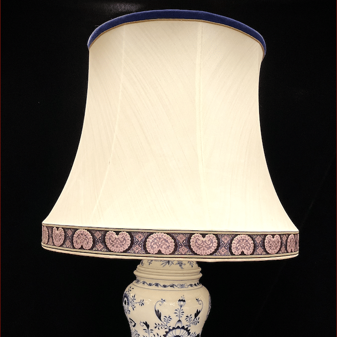 Lampe Meissen handbemalt, Manufakturzeichen i