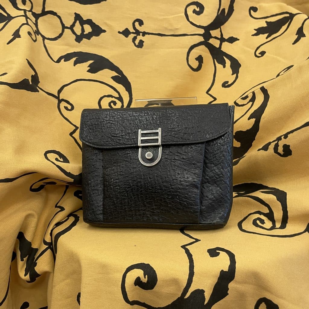 Vintage taschen aus den 70er und 80er – jetzt im kunsthandel berlin entdecken Vintage taschen